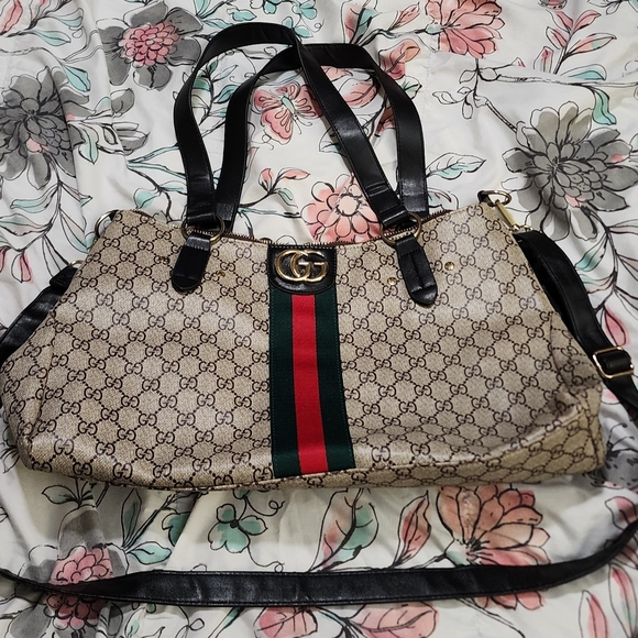 Large Beige and Black Shoulder Bag with Green and Red Stripe - Picture 4 of 4
